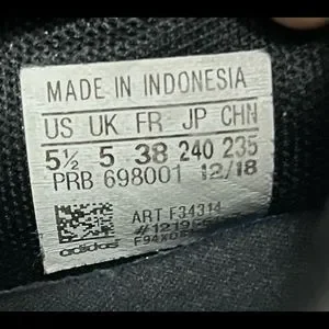 adidas Shoes Swift Run J Triple Black Poshmark